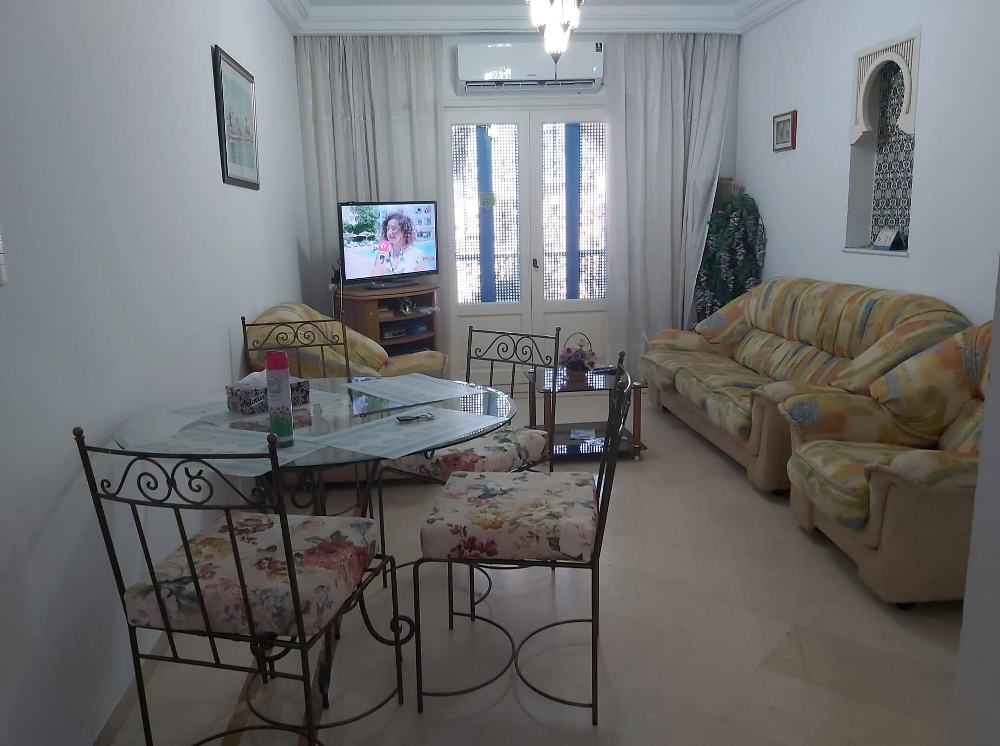 Apartment | Living area | Plasma TV