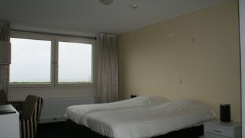 Desk, iron/ironing board, free WiFi