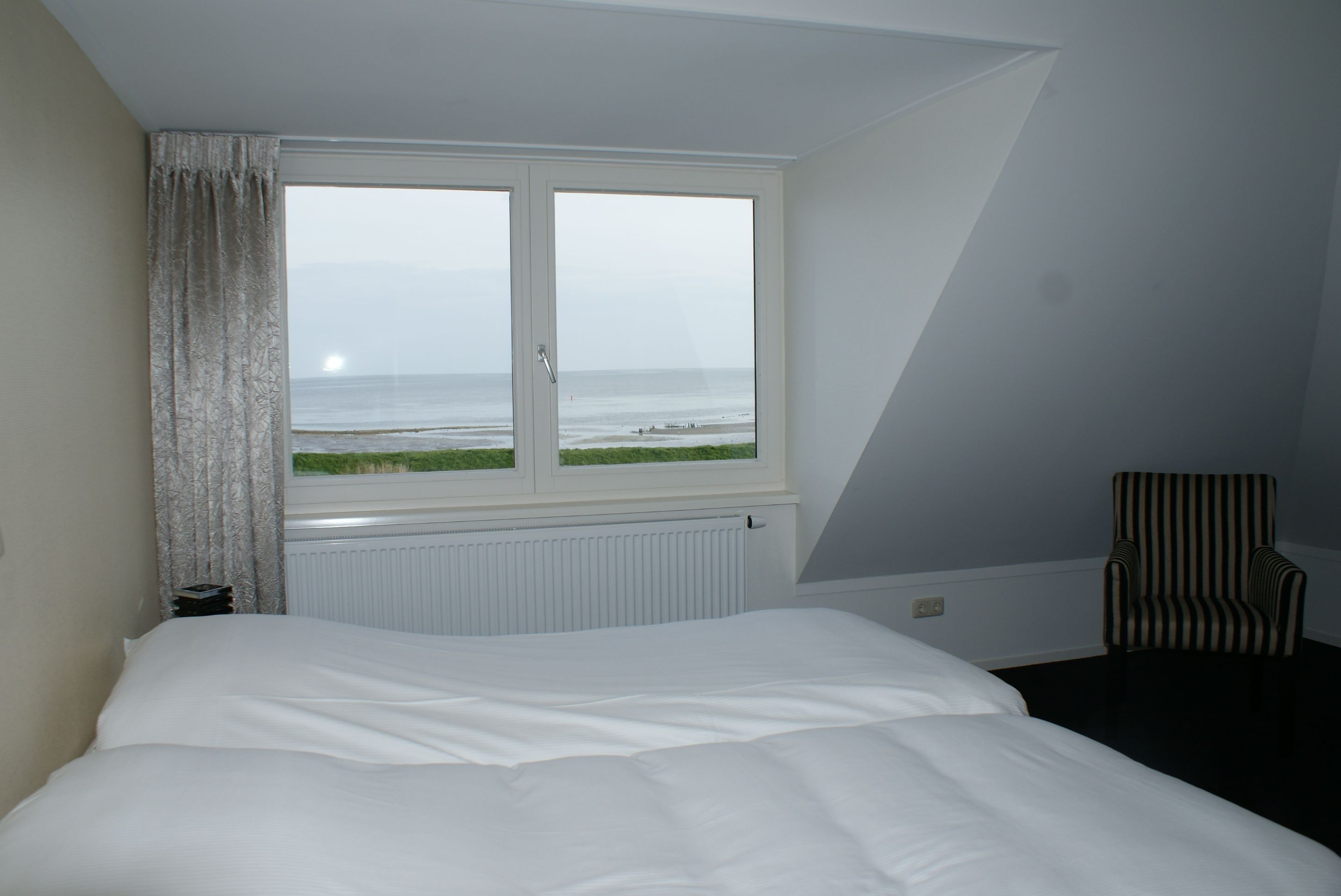 comfort room, sea view | view from room
