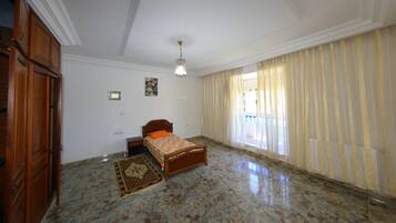 Vila, 6 kamar tidur | 6 kamar tidur, didekorasi berbeda-beda, dan tirai kedap cahaya