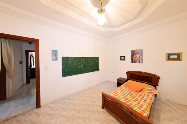 Villa, 6 Bedrooms | 6 bedrooms, individually decorated, blackout drapes, iron/ironing board