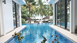 Piscine extérieure