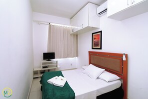 Apartment | 1 bedroom, iron/ironing board, free WiFi, bed sheets - MZapartments Prado IV (Rio de Janeiro)