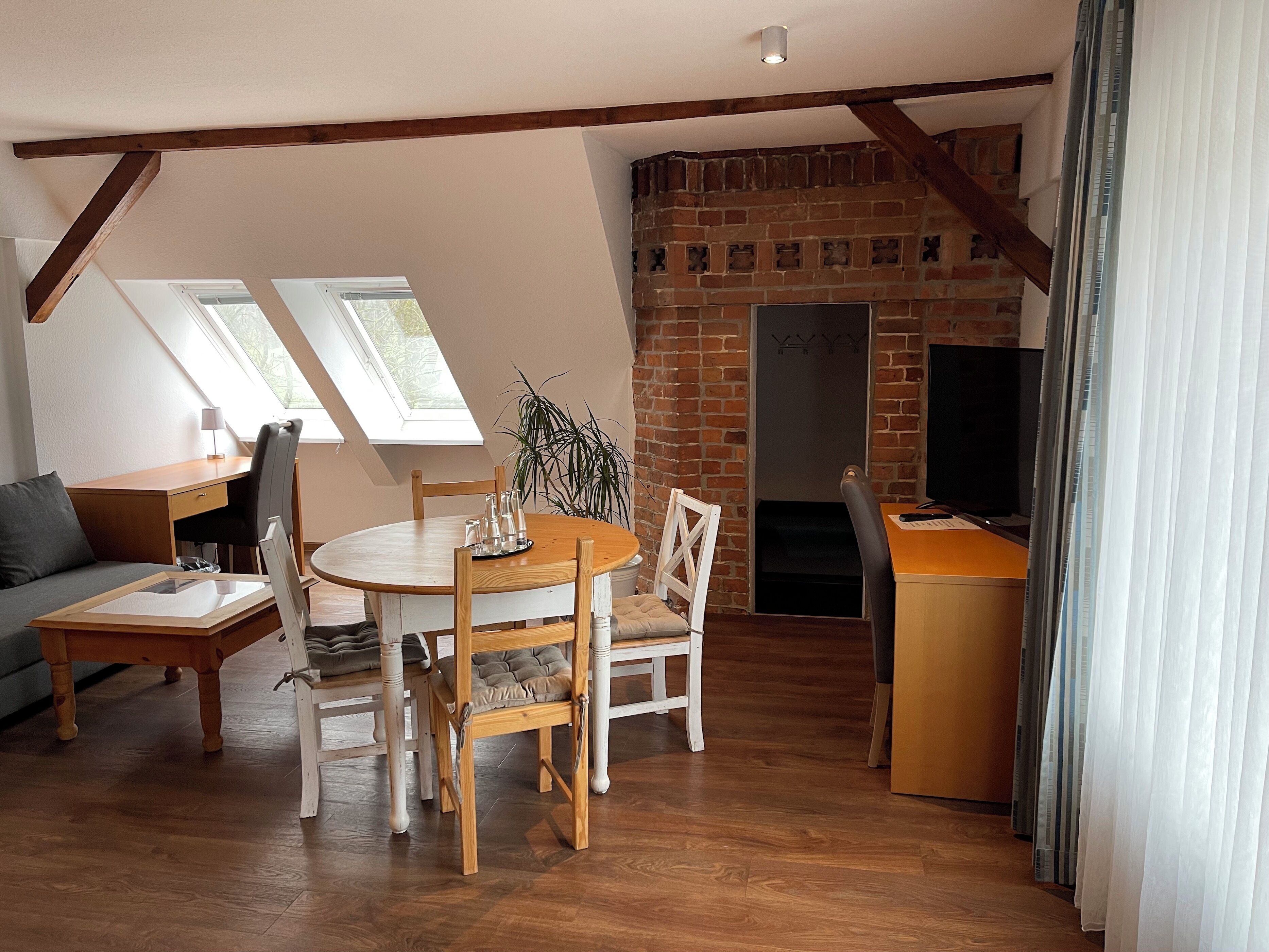 comfort suite | 1 bedroom, blackout curtains, soundproofing, free wifi