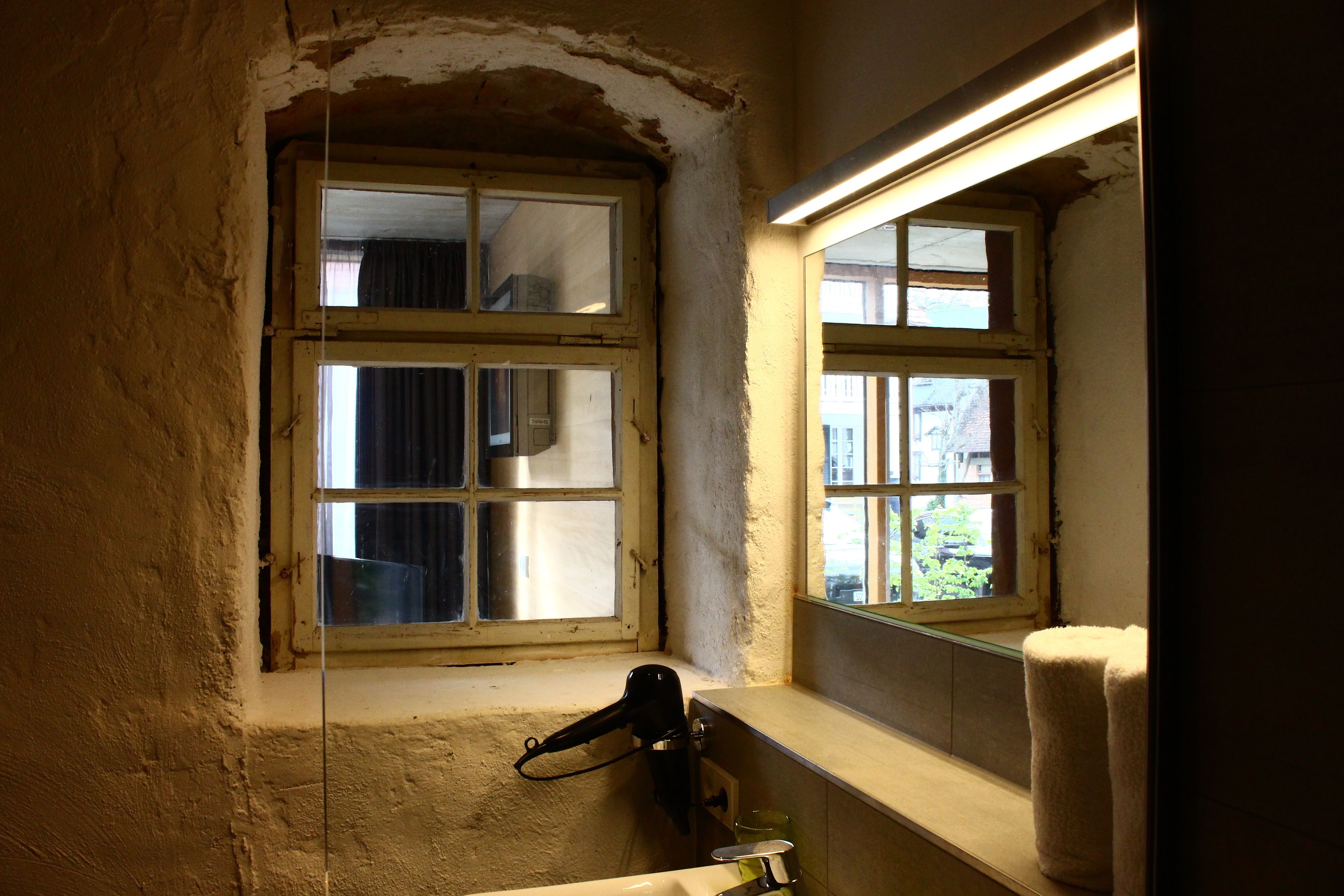 comfort double room | bathroom | free toiletries, hair dryer, towels