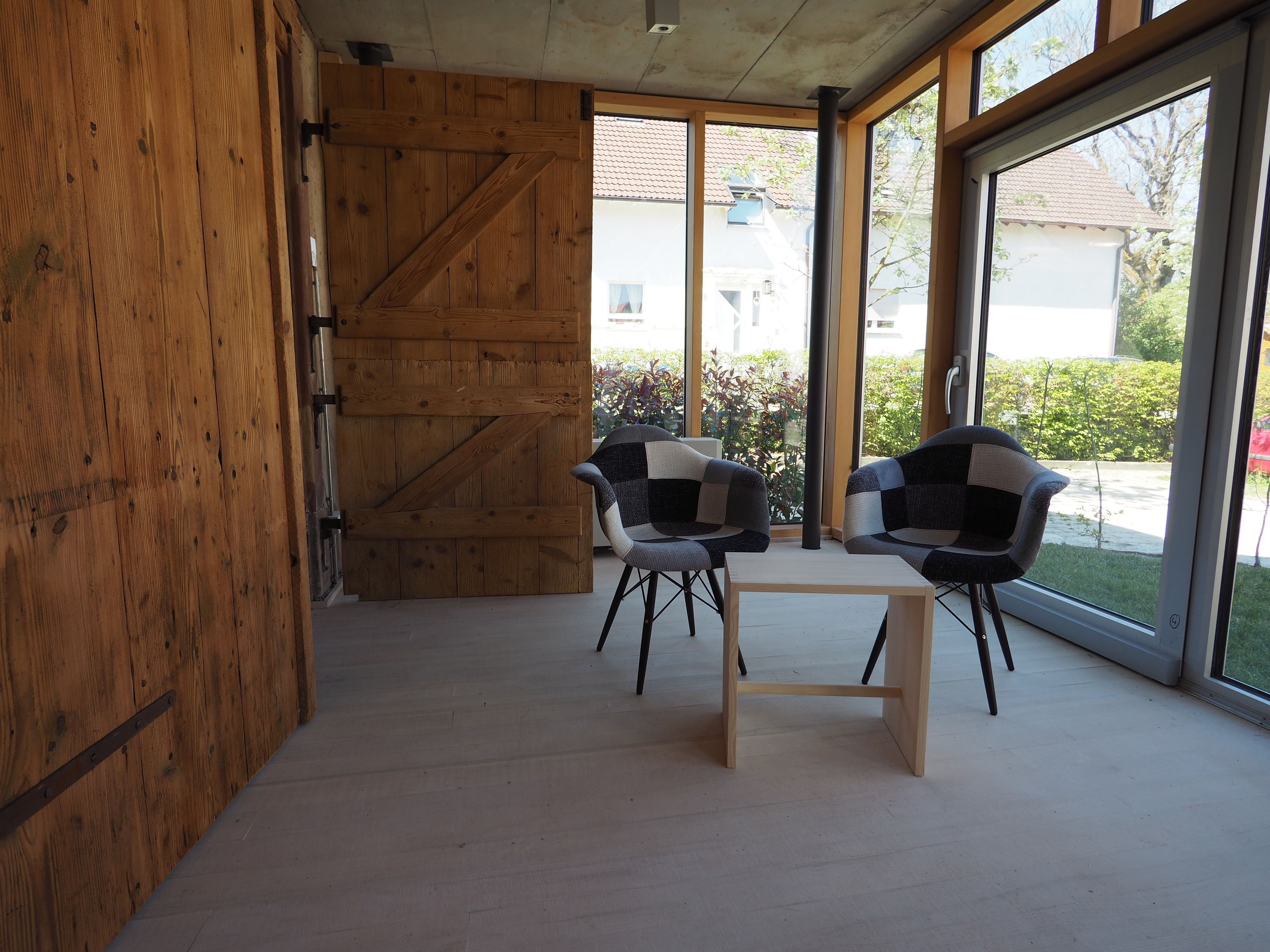 comfort double room | living area | flat-screen tv