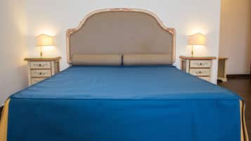 Minibar, in-room safe, desk, rollaway beds