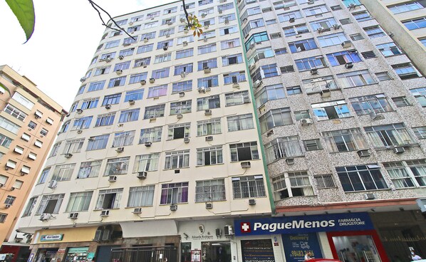 ด้านหน้าที่พัก