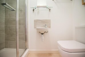Appartement, 1 chambre | Salle de bain