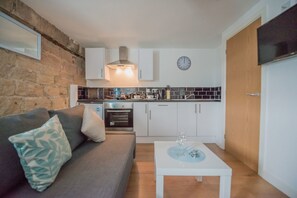 Apartment, 1 Bedroom | Living area