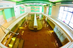 2 indoor pools, seasonal outdoor pool, sun loungers, lifeguards on site - Mineral Hotel Malinowy Raj (Solec-Zdroj)