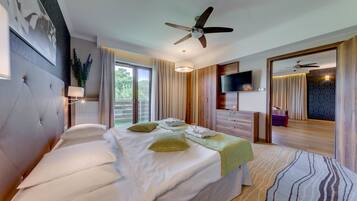 Single Room, Balcony