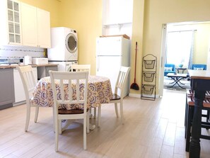 Deluxe Apartment, 2 Bedrooms, Garden Area | Laundry - Keep Cool Apartment (Gros Islet)