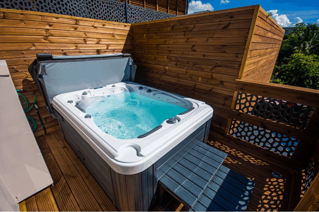 室外 Spa 池