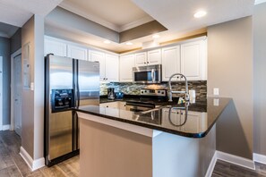 Kondominium, 2 kamar tidur | Dapur pribadi | Lemari es besar, microwave, oven, dan kompor