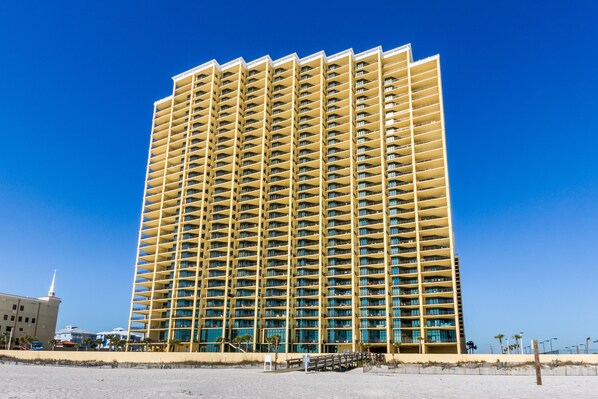 Property entrance - Phoenix West II by Luxury Gulf Rentals (Orange Beach)