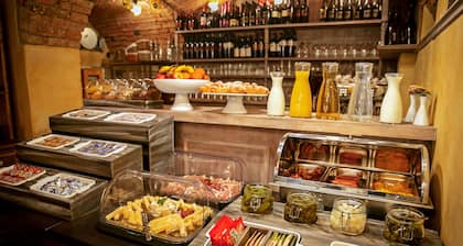 Apartments Hiša Pod Gradom