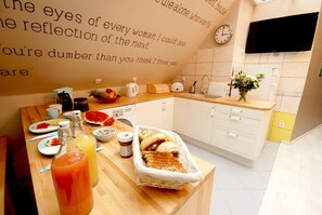 Private kitchen - Rosemary's B&B (Poznan)