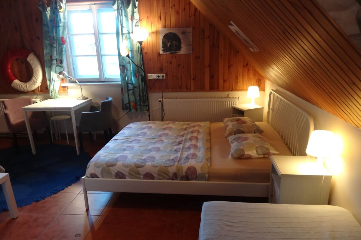 Family Double or Twin Room, Multiple Beds, Bathtub | Desk, free WiFi, bed sheets