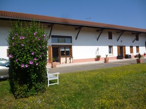 Bagian depan properti