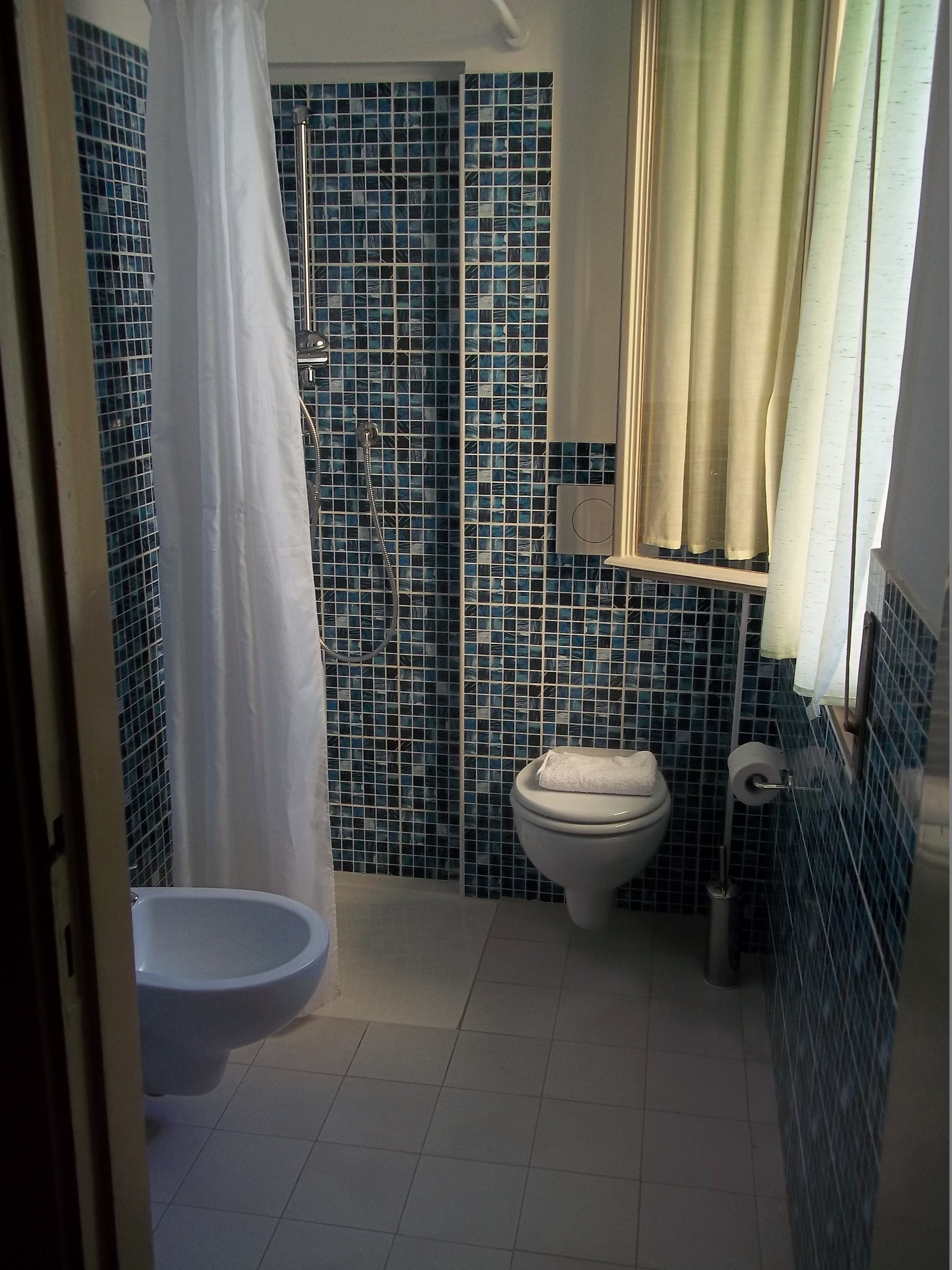 triple room, balcony | bathroom | hair dryer, bidet, towels