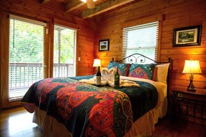 Luxury Cabin, 2 Bedrooms, Patio, River View | 2 bedrooms, individually decorated, individually furnished - Smoky Waters by Hosteeva (Sevierville)