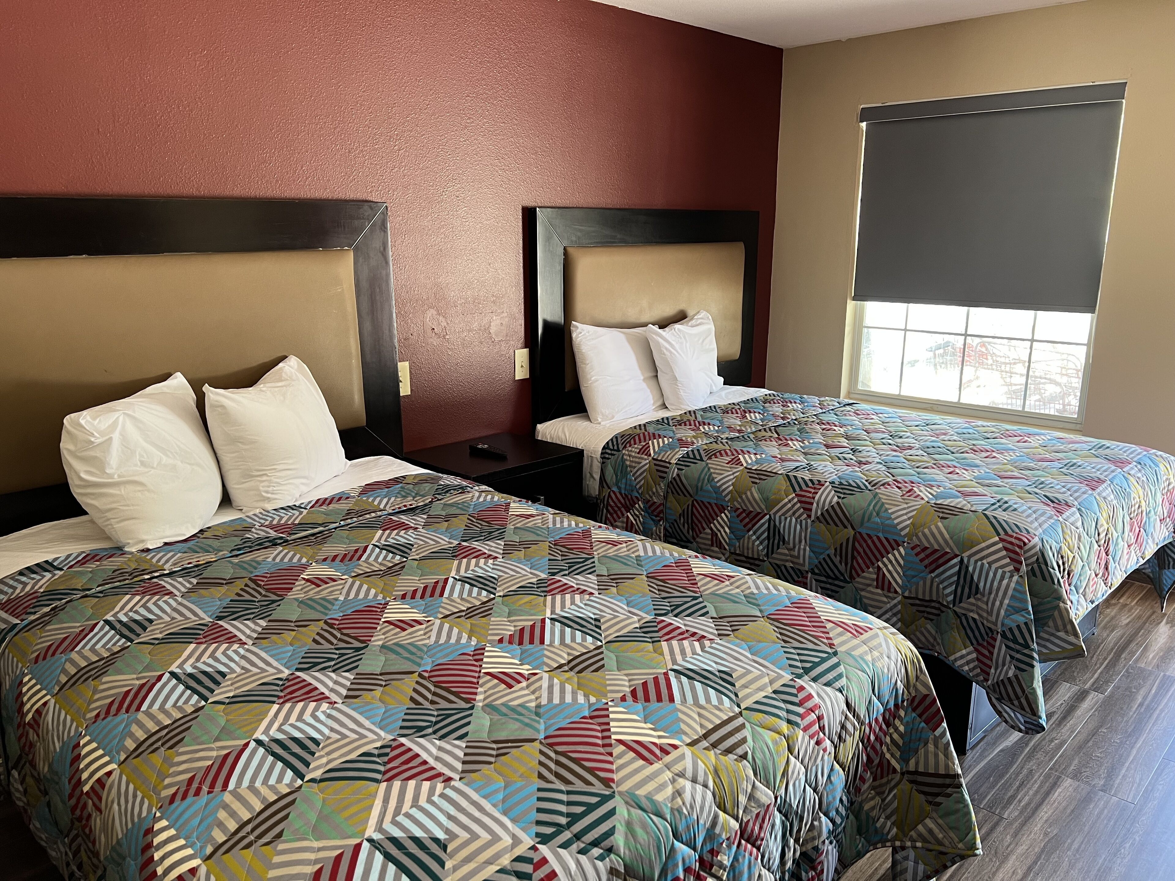 Standard Room, 2 Double Beds, Non Smoking | Desk, free WiFi