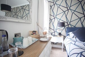 Habitación doble superior, baño en la habitación | Wifi gratis 