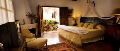 Desk, iron/ironing board