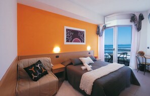 In-room safe, desk, free WiFi, bed sheets - Nuovo Diana (Senigallia)