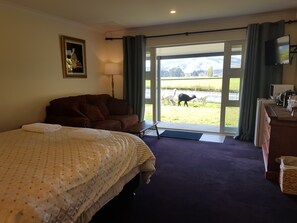 Literie de qualité supérieure, décoration personnalisée