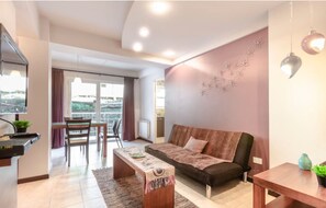 Apartment, 1 Bedroom | City view