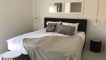 Deluxe Apartment, Hill View