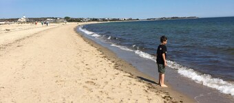 Walk to the Beach!!!