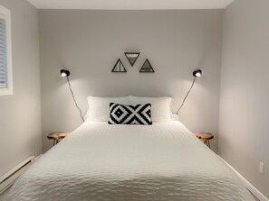 3 bedrooms, iron/ironing board, travel cot, WiFi