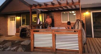 Rapid Ranch, kylpytynnyri ja pelihuone!