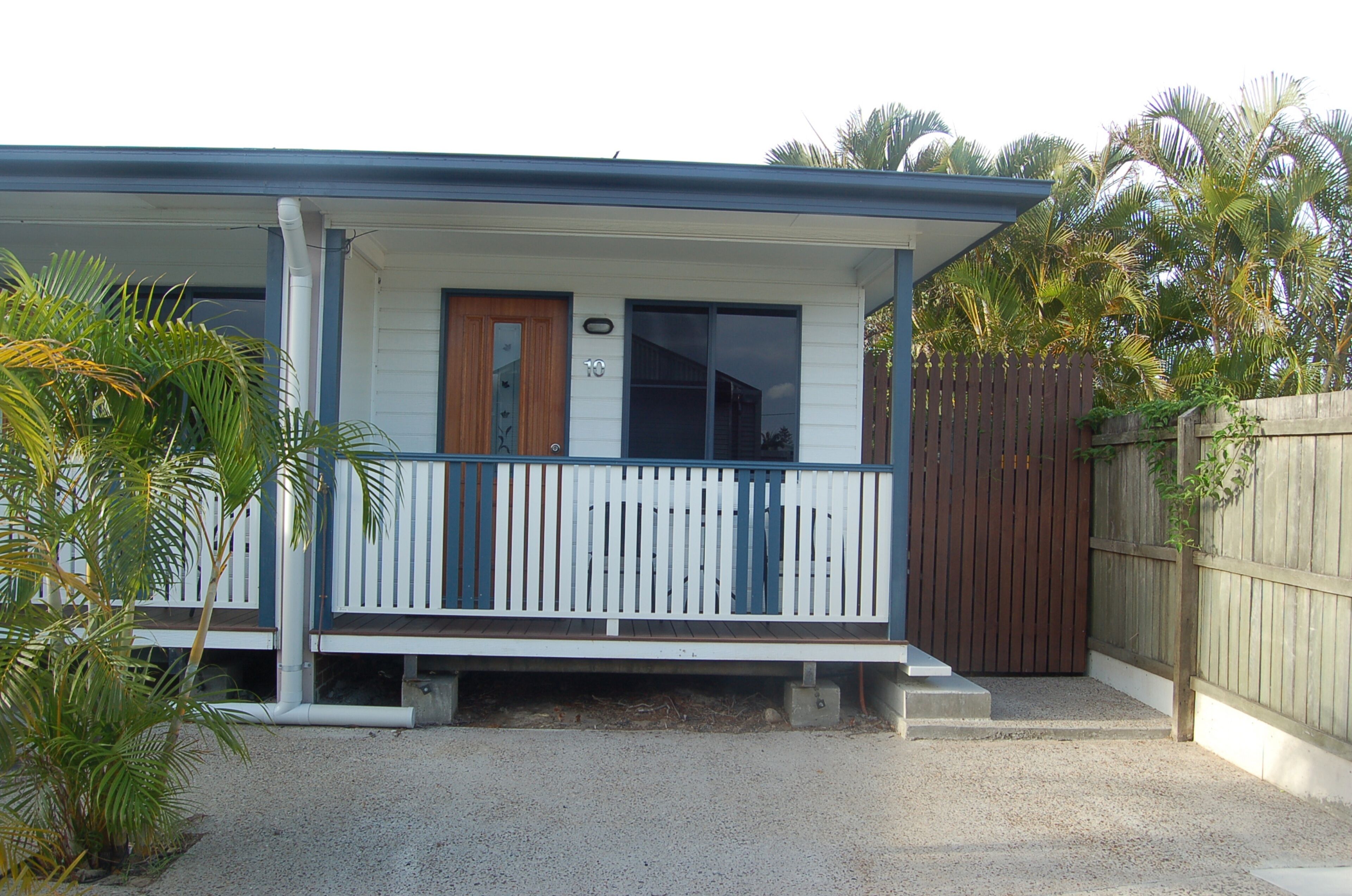 Seaside Studio 11 - Walk To The Beach!! — image 2