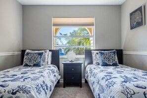 3 chambres, fer et planche à repasser, Wi-Fi gratuit, draps fournis