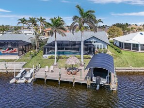Exterior - Heated Pool, Beautiful Sunsets, Fishing Dock- Villa Thunderbird View - Roelens Vacations (Cape Coral)