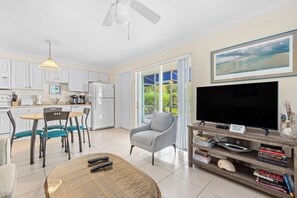 TV, DVD player, stereo, offices - Gulf Breezes & Poolside Peace – Silver Sands #236 by RVA (Longboat Key)