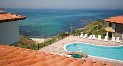 CHAMBRE INDIVIDUELLE 11 dans un hĂŽtel calme avec VUE MER