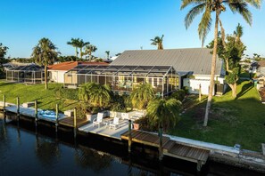 Exterior - Spacious, Heated Pool Home w/ Gulf Access- Villa Sunset Point - Roelens Vacations (Cape Coral)