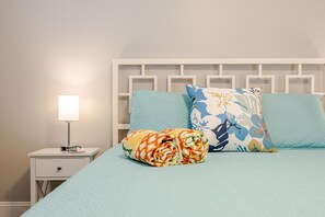 5 bedrooms, iron/ironing board, free WiFi, bed sheets