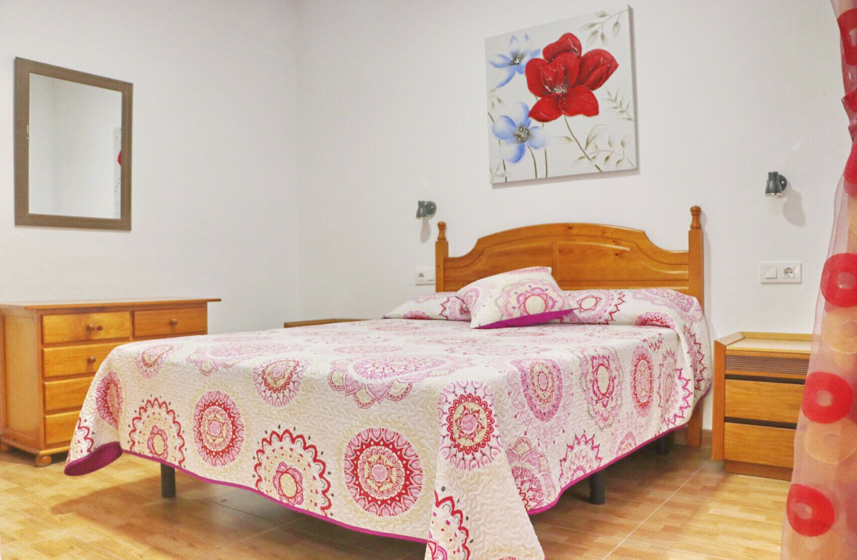 2 chambres, fer et planche à repasser, draps fournis