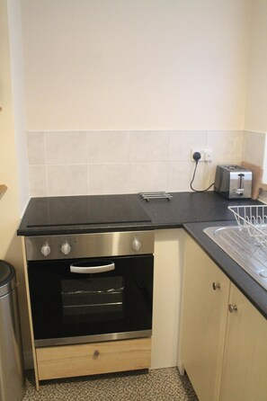 Fridge, oven, stovetop, toaster