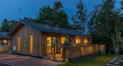 3 Bedroom 2 bathroom  luxurious lodge with hot tub stunning Northumberland