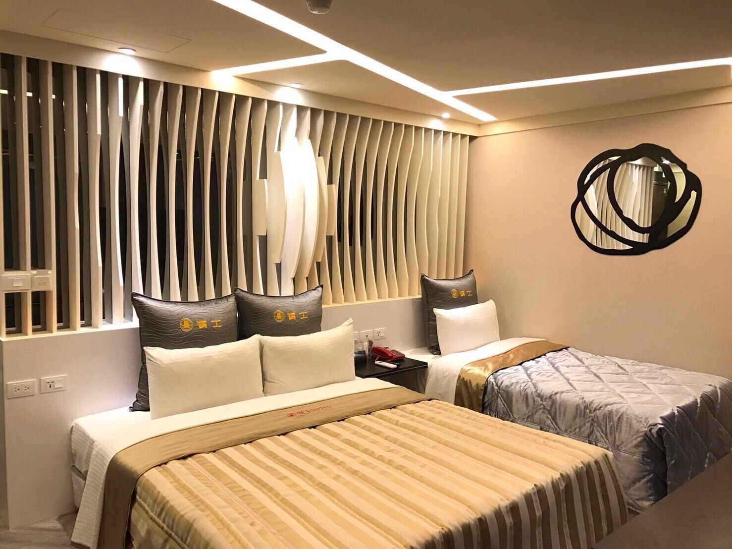 Wifi gratis y ropa de cama 