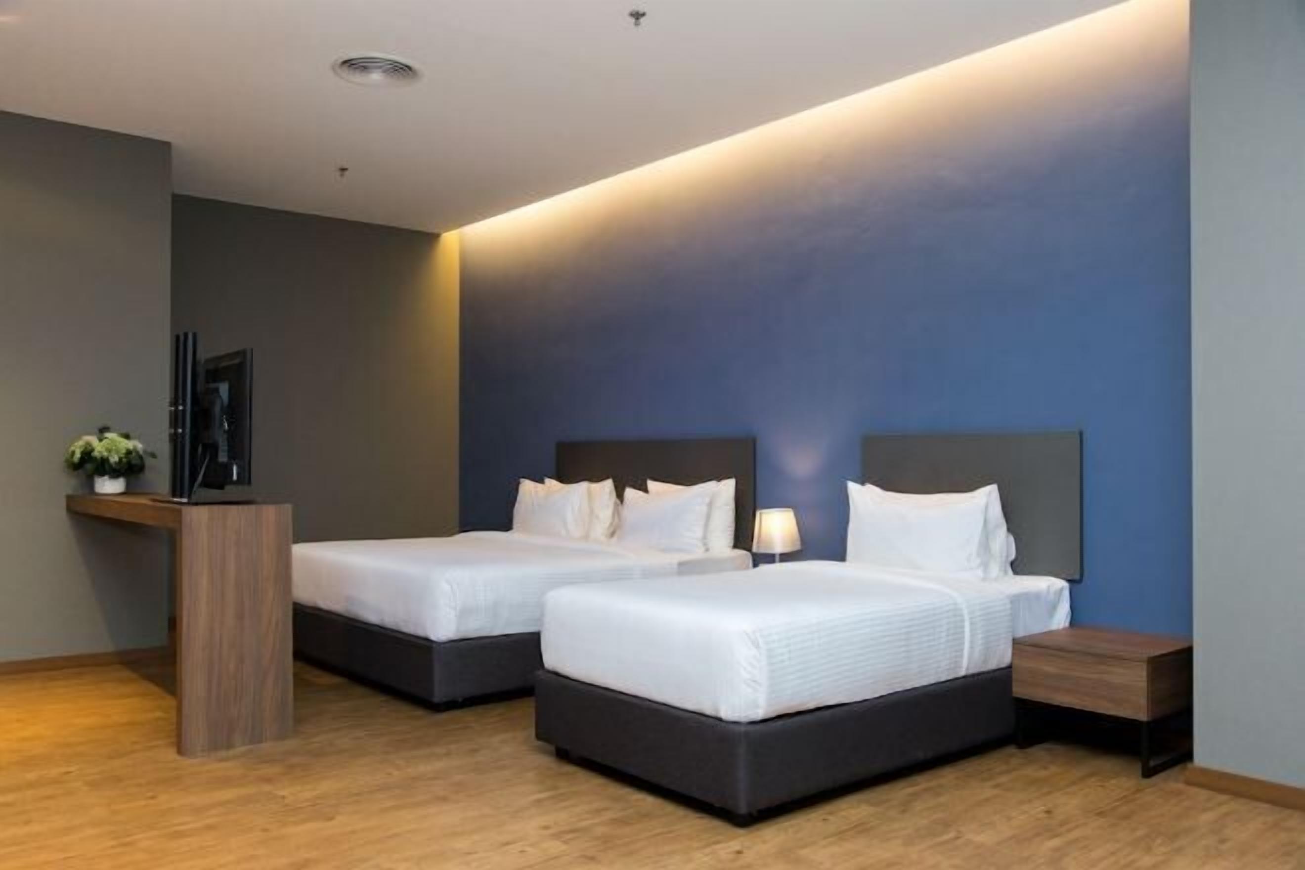 Minibar, in-room safe, desk, laptop workspace