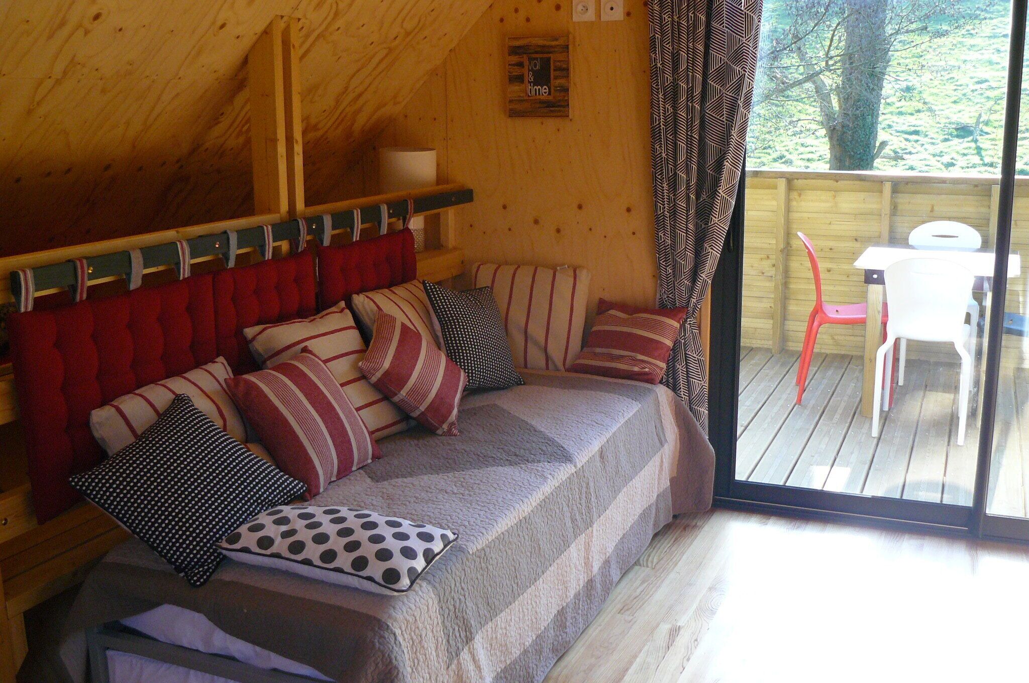 Tafelvoetbal en een tafeltennistafel