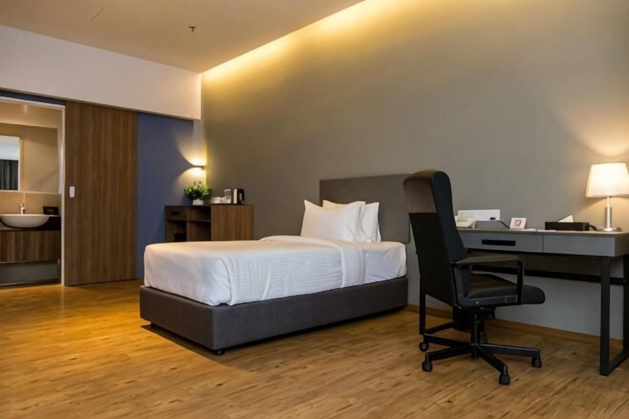 In-room safe, desk, laptop workspace, blackout curtains